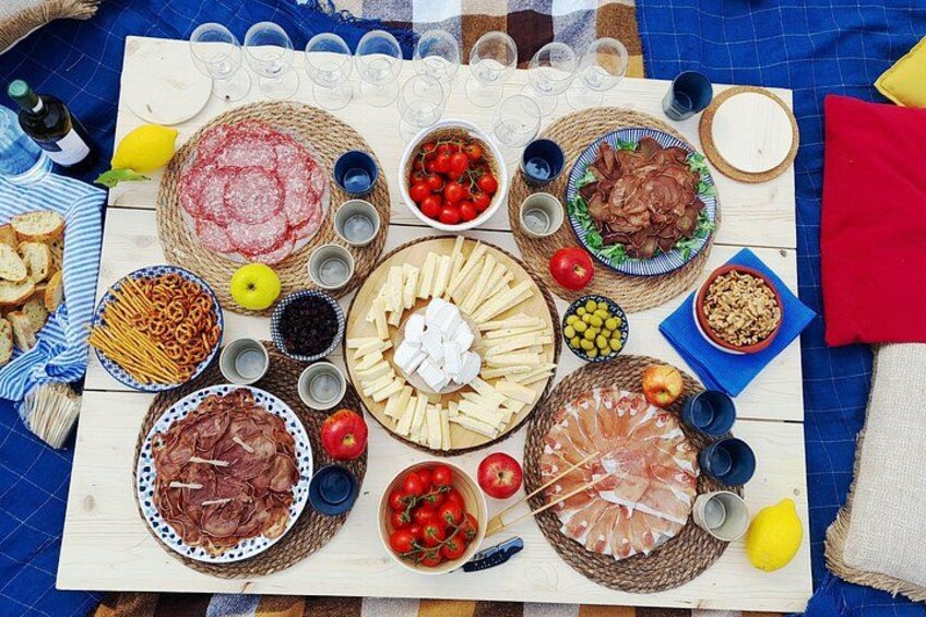 Exclusive Picnic in the Foothills of the Alps with the Lake Views 4