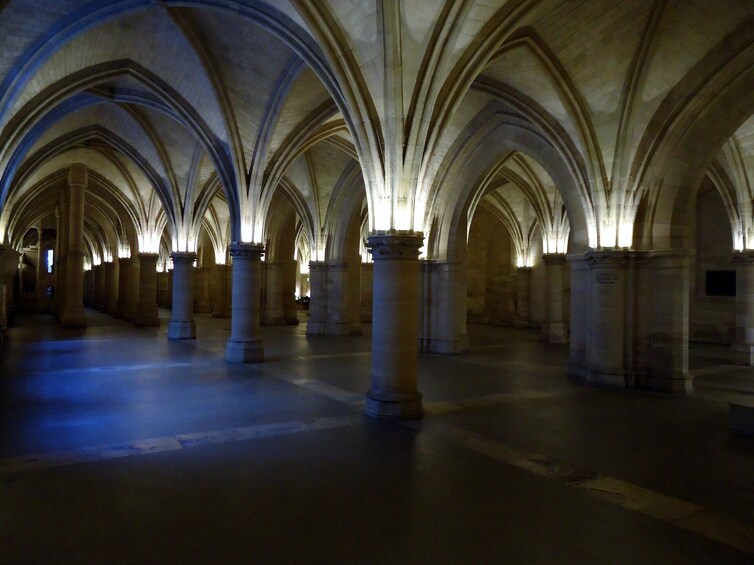 La Conciergerie Ticket & In-App Audio Tour: From Royal Palace to Prison