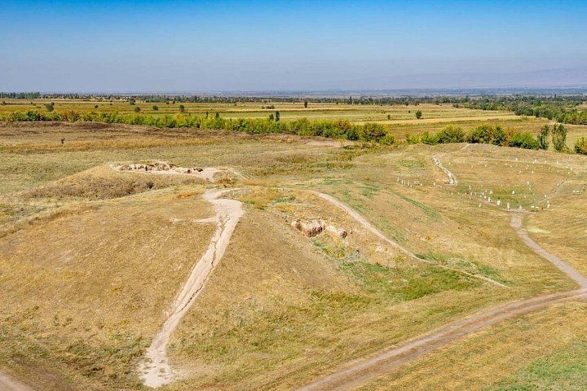 Day Trip to Burana Tower and Konorchek Canyons 3