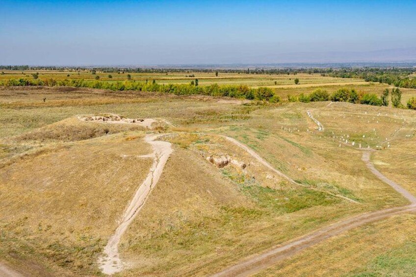 Day Trip to Burana Tower and Konorchek Canyons 3