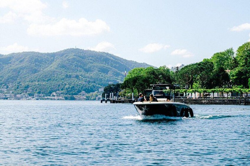 1H Luxury Cruise Como Lake Tender Yacht Invictus 9 Pax 3