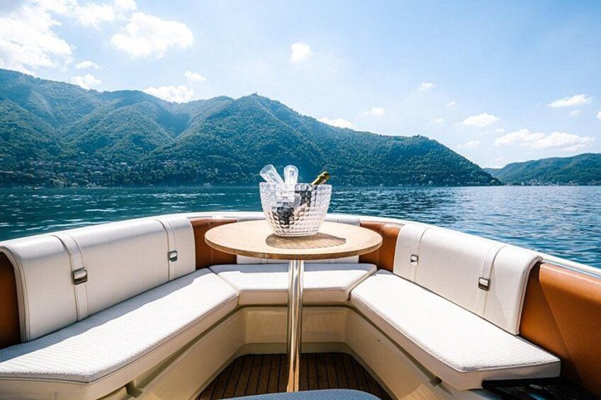 1H Luxury Cruise Como Lake Tender Yacht Invictus 9 Pax 1