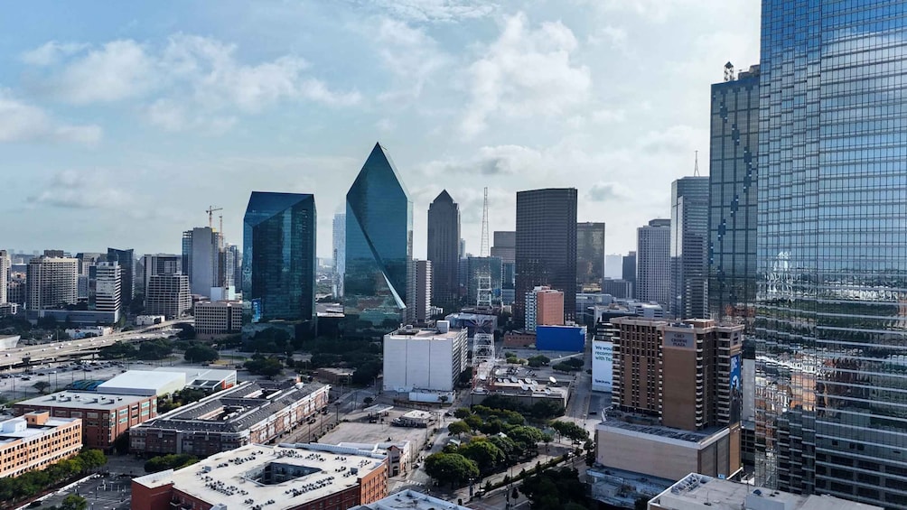 Picture 8 for Activity Dallas: 1 or 2-Hour Open-Air Van Tour 4
