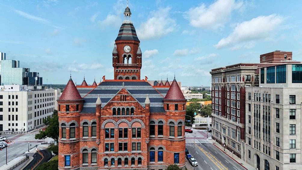 Picture 3 for Activity Dallas: 1 or 2-Hour Open-Air Van Tour 3
