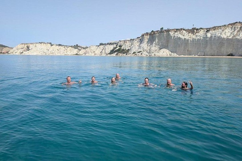 Private boat tour with aperitif at Scala Dei Turchi 2