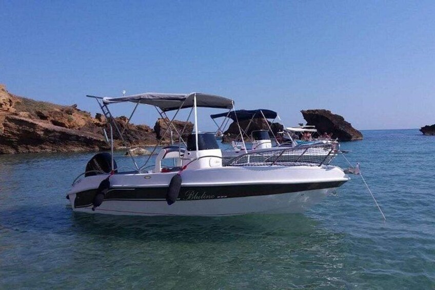 Private boat tour with aperitif at Scala Dei Turchi 5