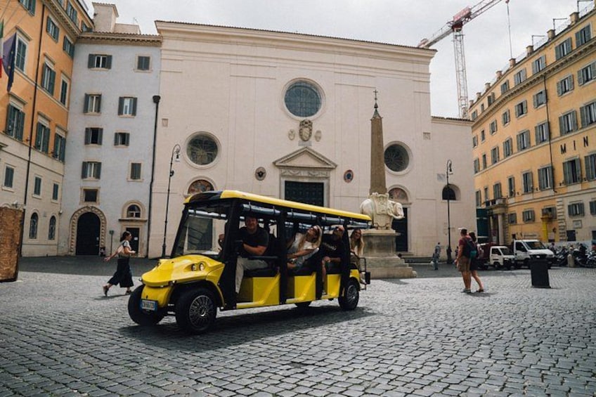 Piazza della Minerva 2