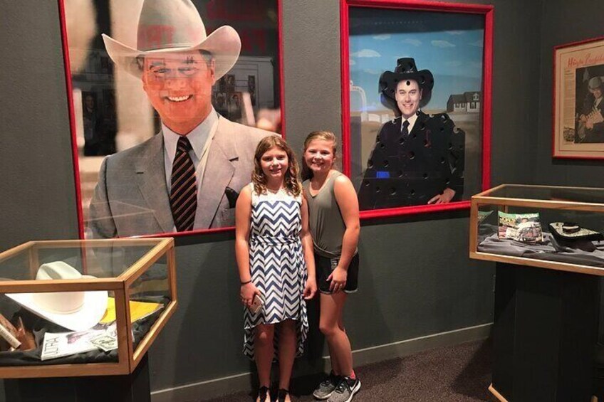 Dallas Highlights & Southfork Ranch Combo Tour