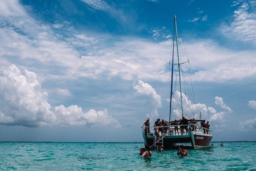 3-Stop Stingray City, Reef Snorkel & Starfish Point Tour 1