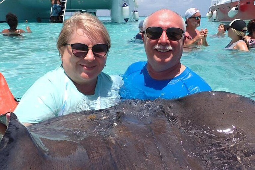 3-Stop Stingray City, Reef Snorkel & Starfish Point Tour 3