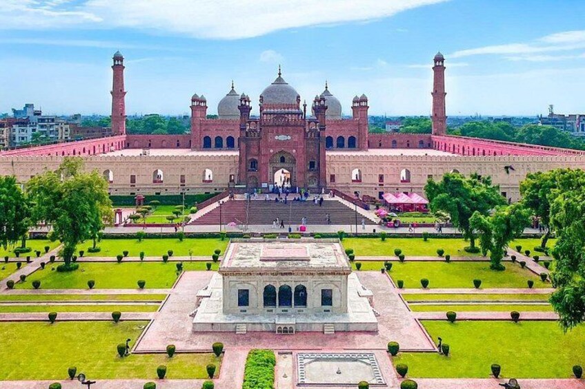 2 Days Private Guided Tour in Lahore 1