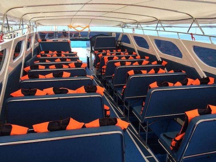 Travel from Phuket to Koh Ngai by Satun Pakbara Speed Boat 5