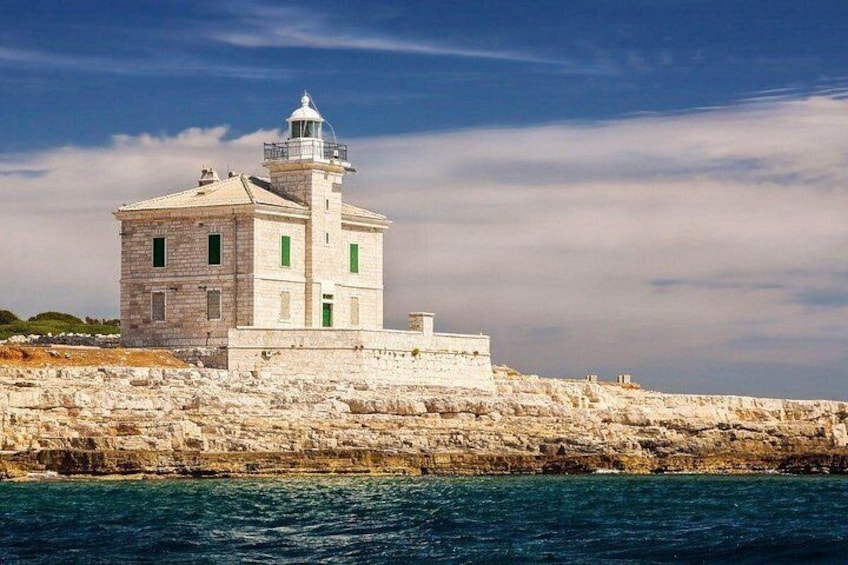 Brijuni All-Inclusive Boat Tour with Lunch, Drinks & Swim Stop 2