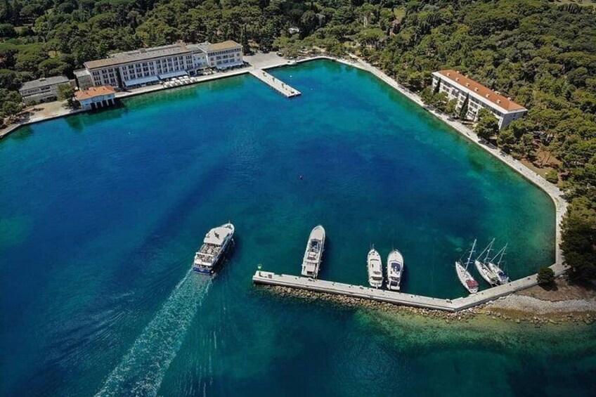 Brijuni All-Inclusive Boat Tour with Lunch, Drinks & Swim Stop 2