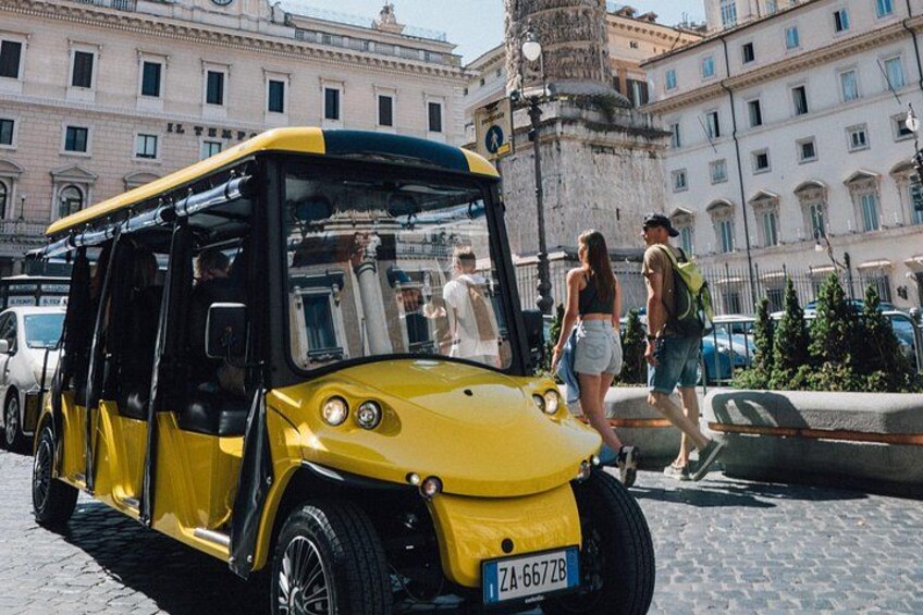 Piazza Colonna 2