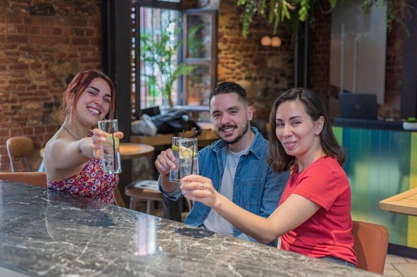 Friday Night Pub Crawl in Thessaloniki, Greece 2