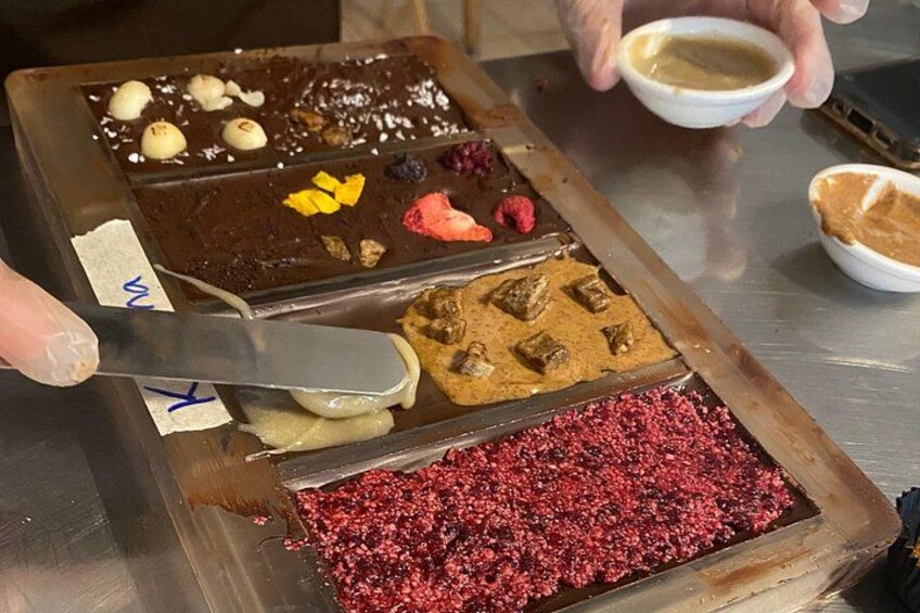 Chocolate Making and Tasting at a Local Factory in San José 2