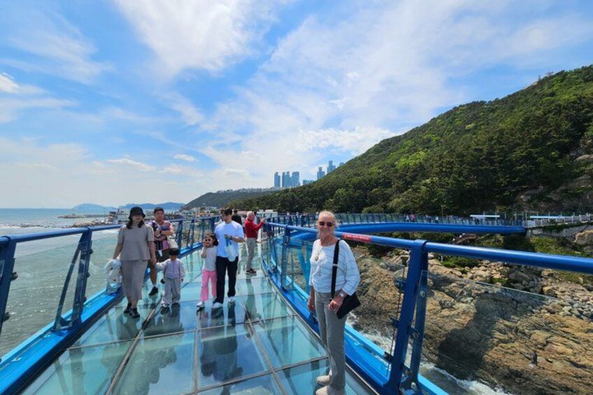 Busan Cruise Port – Premium Small Group Tour (Max 6 Guests) 2