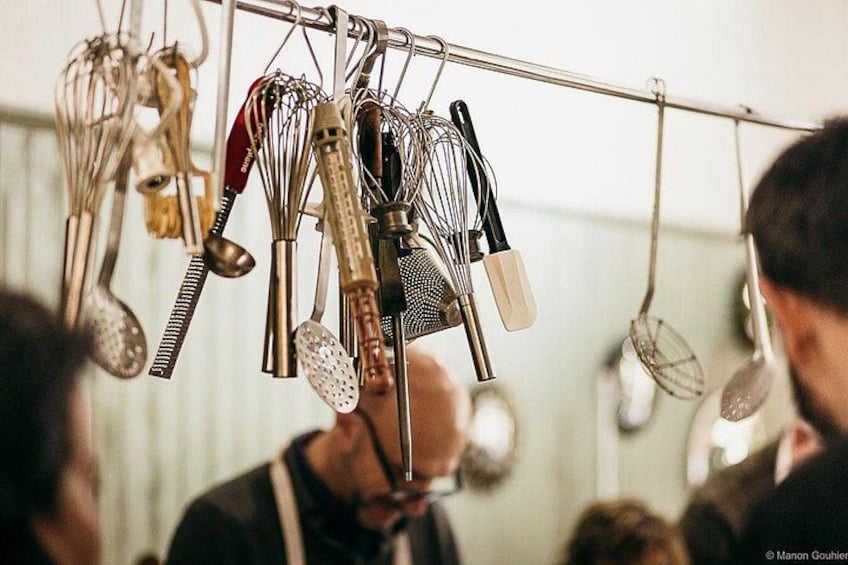 Market Tour, Cooking Class & Lunch with Chef in Lyon Studio 3