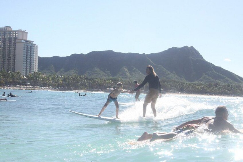 Diamond head in the background. 2