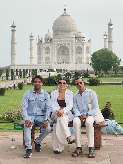 Skip The Line Taj Mahal Tickets with express entry 4