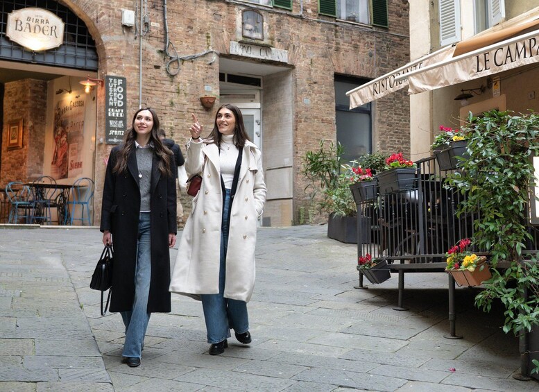 Picture 3 for Activity Siena: Private City Highlights Walking Tour 2