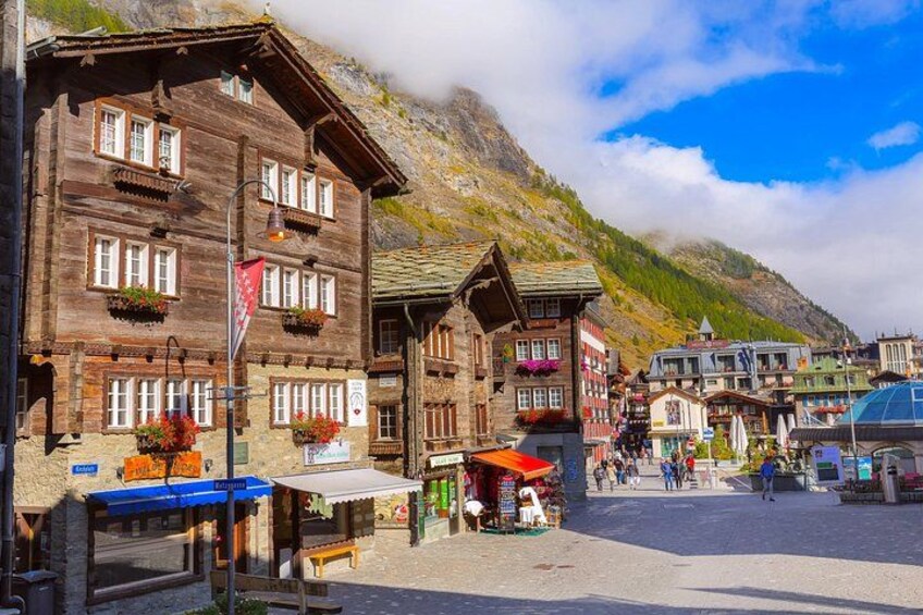 From Vienna to Hallstatt, Salzburg, Alps and Lakes Day Trip 3