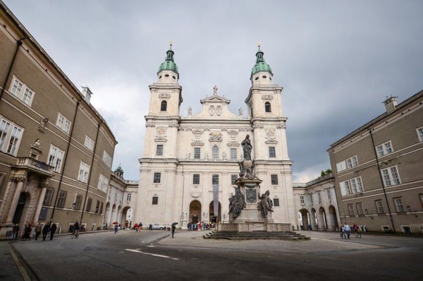 From Vienna to Hallstatt, Salzburg, Alps and Lakes Day Trip 3