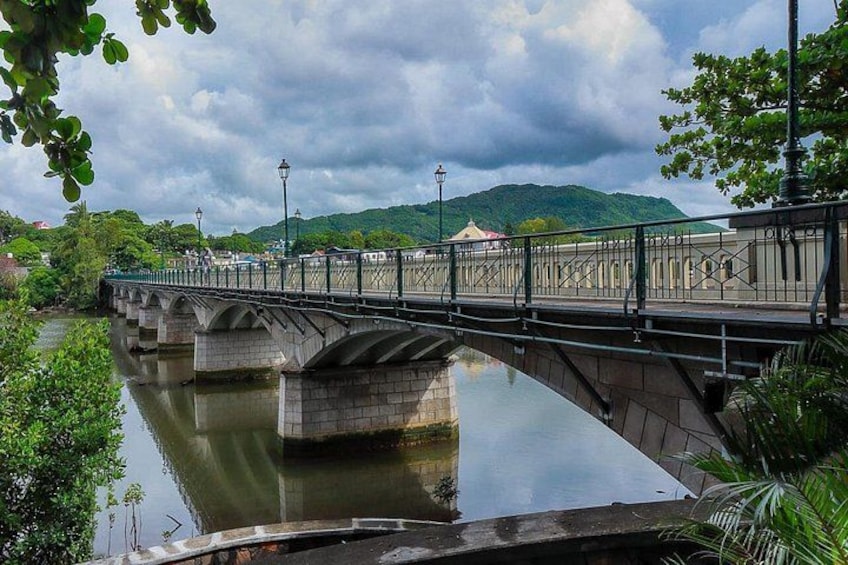 Cavendish bridge 1