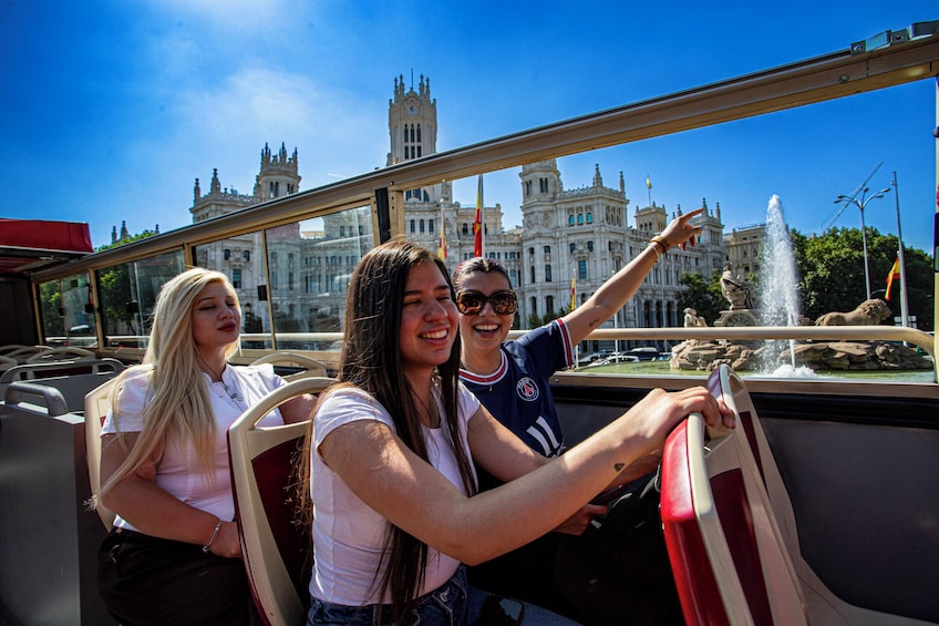 Big Bus Madrid Hop-on, Hop-off Open-top Sightseeing Bus Tour 4