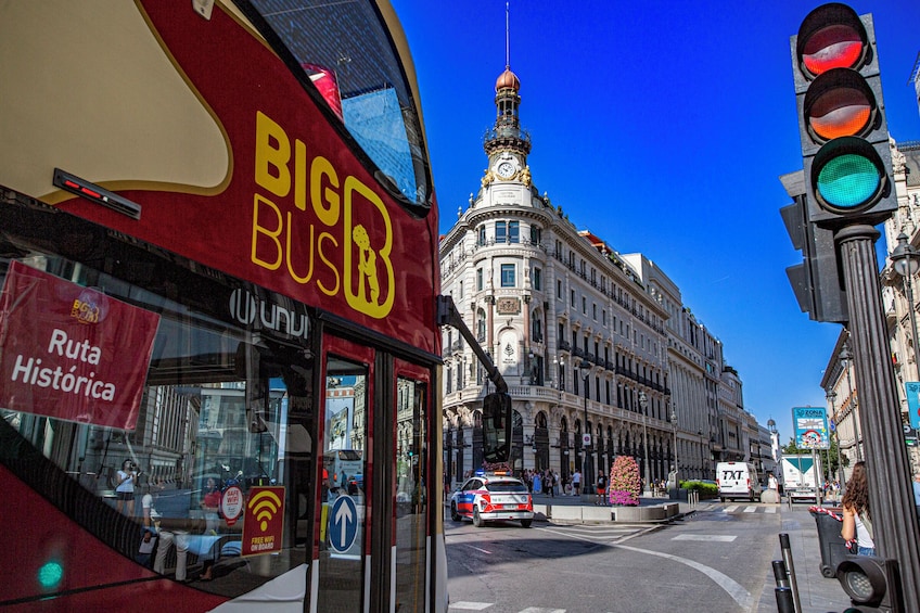 Big Bus Madrid Hop-on, Hop-off Open-top Sightseeing Bus Tour 2