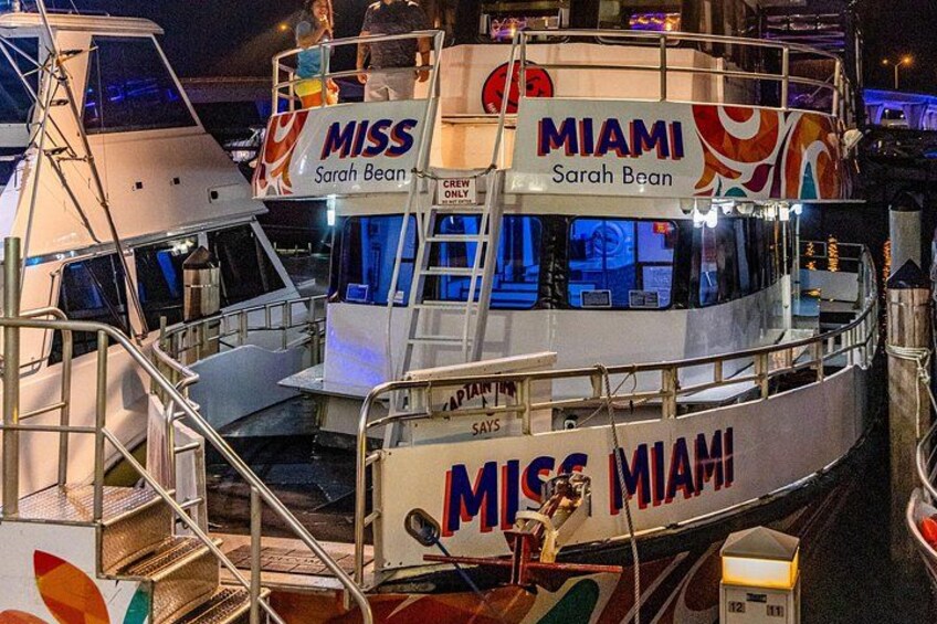 Miami: Adults Only Party Cruise with Two Drinks Included 2