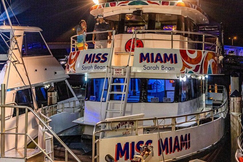 Miami: Adults Only Party Cruise with Two Drinks Included 5