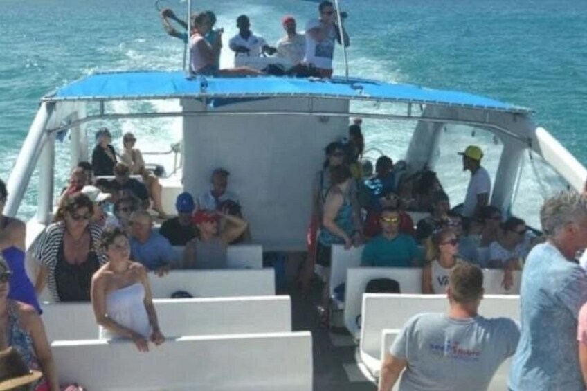 Samana Full Day Waterfall, Safari and Beach 2