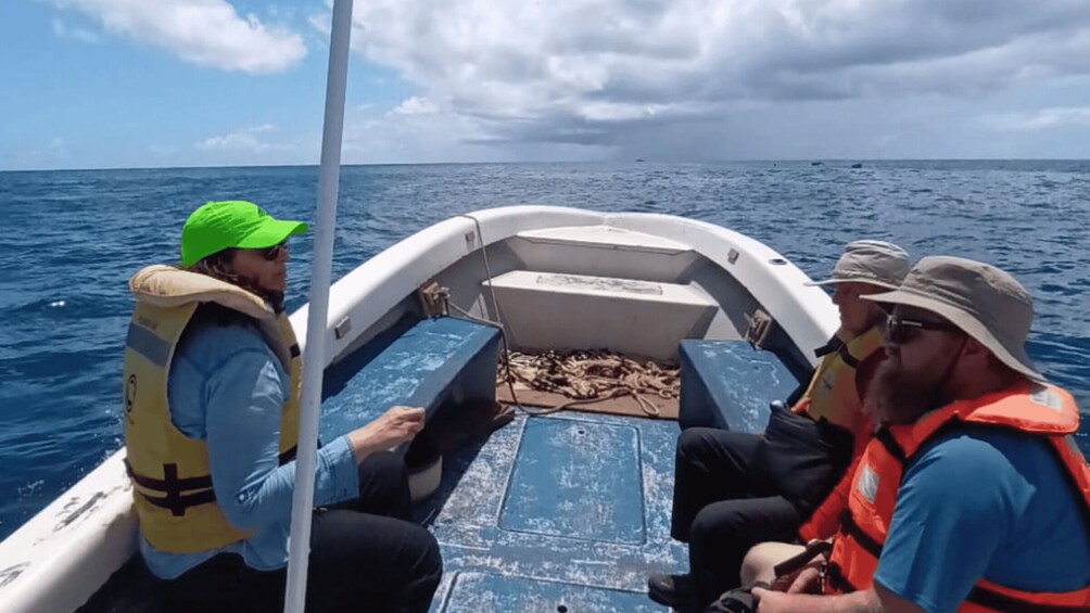 Picture 3 for Activity Ancestral fishing: Fishing with an experienced Rapa Nui 3