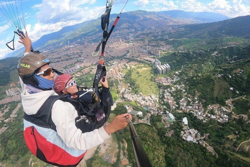 Paragliding tour in Medellín, fly and live a great experience 5