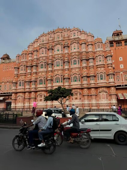 Picture 15 for Activity From Jaipur: All Inclusive Taj Mahal & Agra Fort Day Trip 5