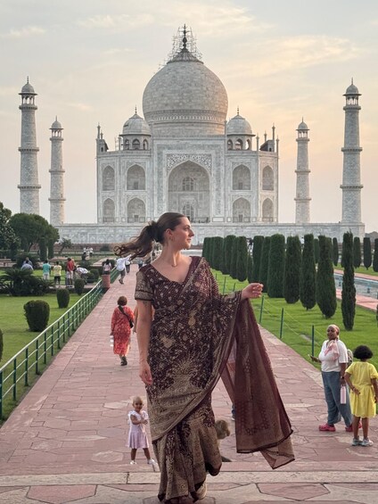 Picture 9 for Activity From Jaipur: All Inclusive Taj Mahal & Agra Fort Day Trip 2