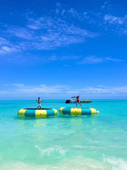Picture 33 for Activity Nassau: Pigs, Snorkel, Turtles, Lunch, Private Beach Club 5