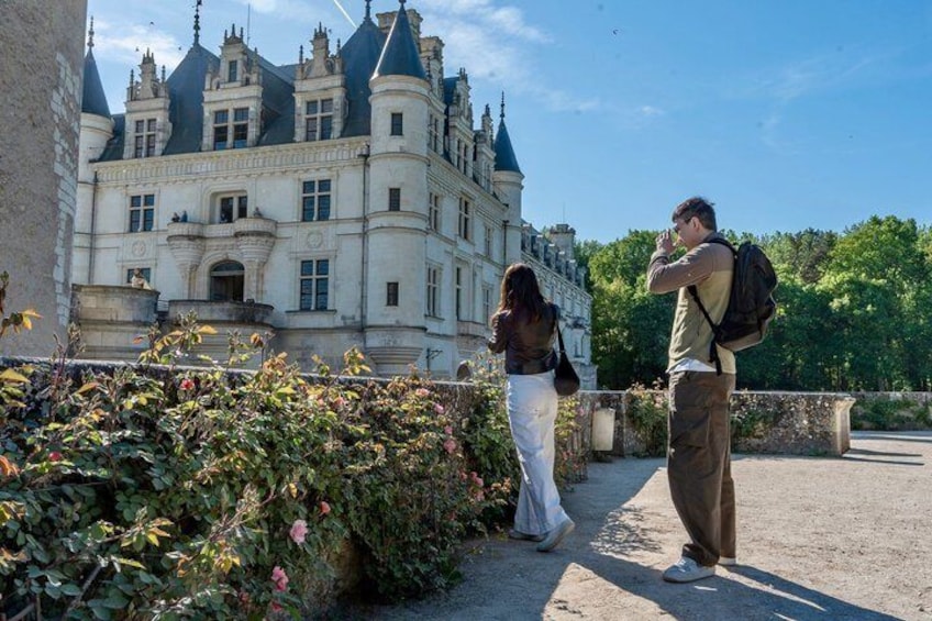 Loire Valley Wine & Castle Tour from Paris With Tasting & Pickup 2