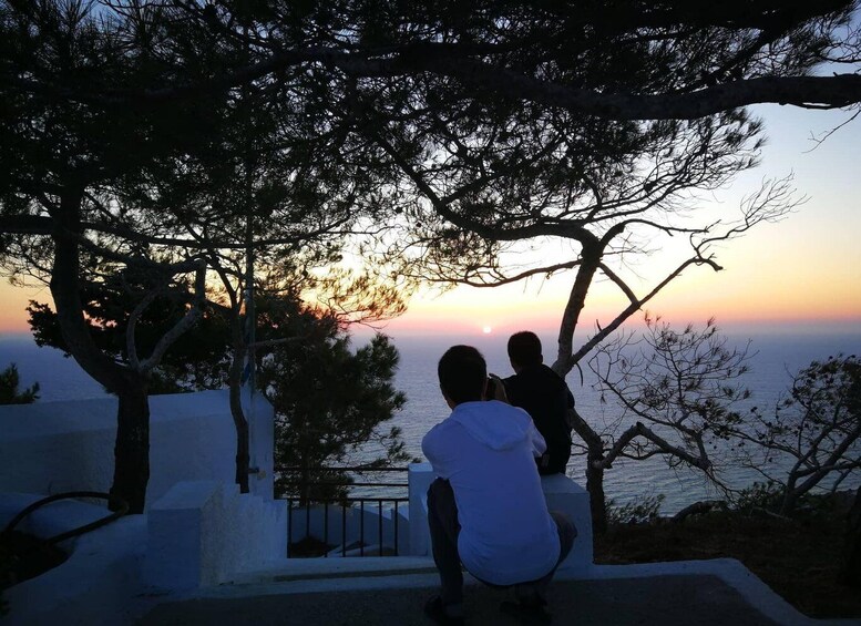 Picture 9 for Activity Santorini: Private Sunrise Tour with Breakfast and Oia Visit 2