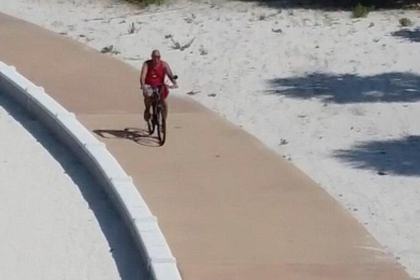 Half Day Bicycle Rental in Treasure Island 2