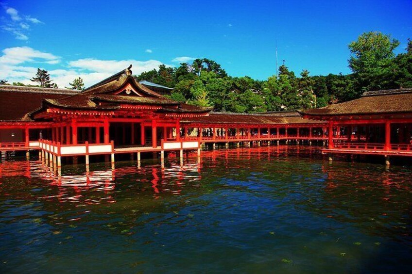 Hiroshima and Miyajima 1 Day Bus Tour With lunch 4
