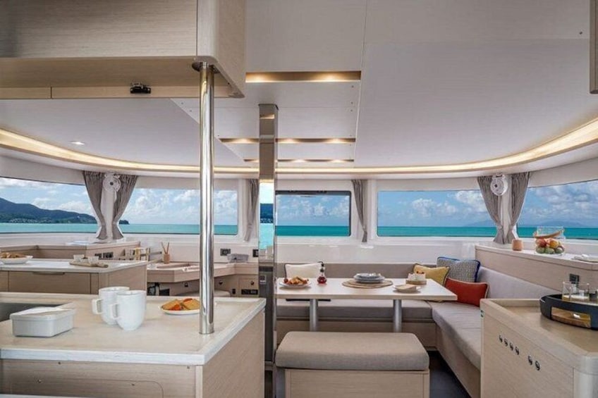 Private luxury Escape free drinks & Meals Cruise 3