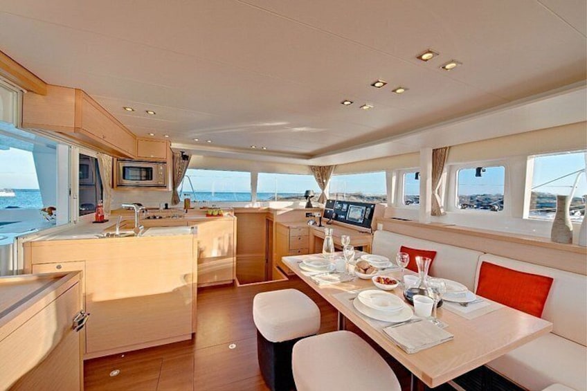 Private luxury Escape free drinks & Meals Cruise 2