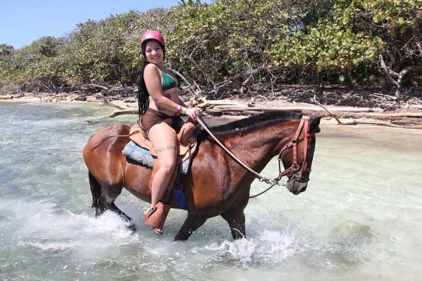 Horseback Riding at Mahogany Bay 2