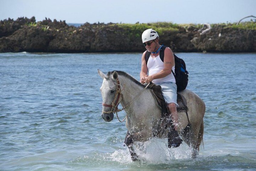 Horseback Riding at Mahogany Bay 4