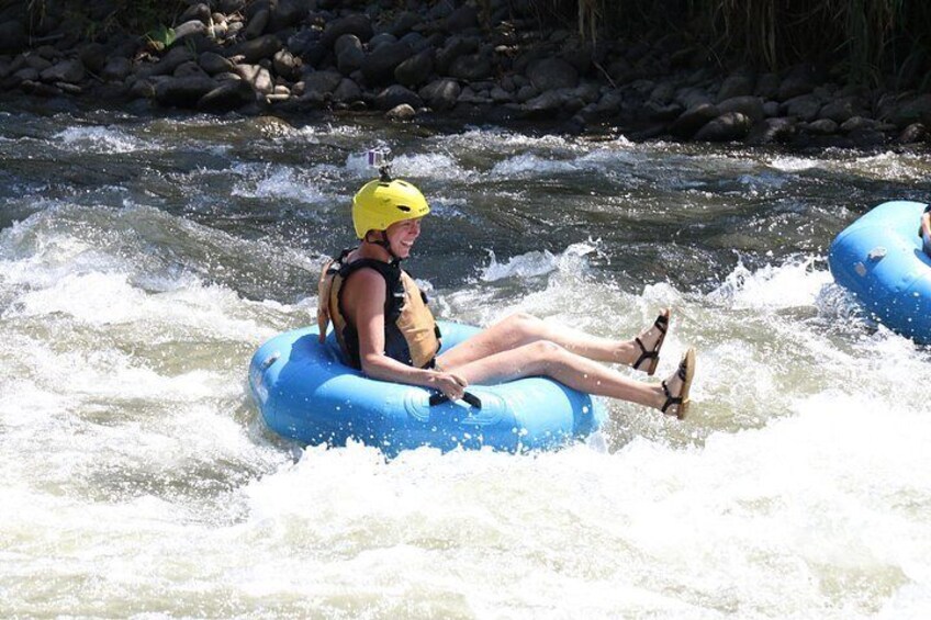 La Fortuna Small-Group Whitewater Rafting and Tubing Combo Tour 2