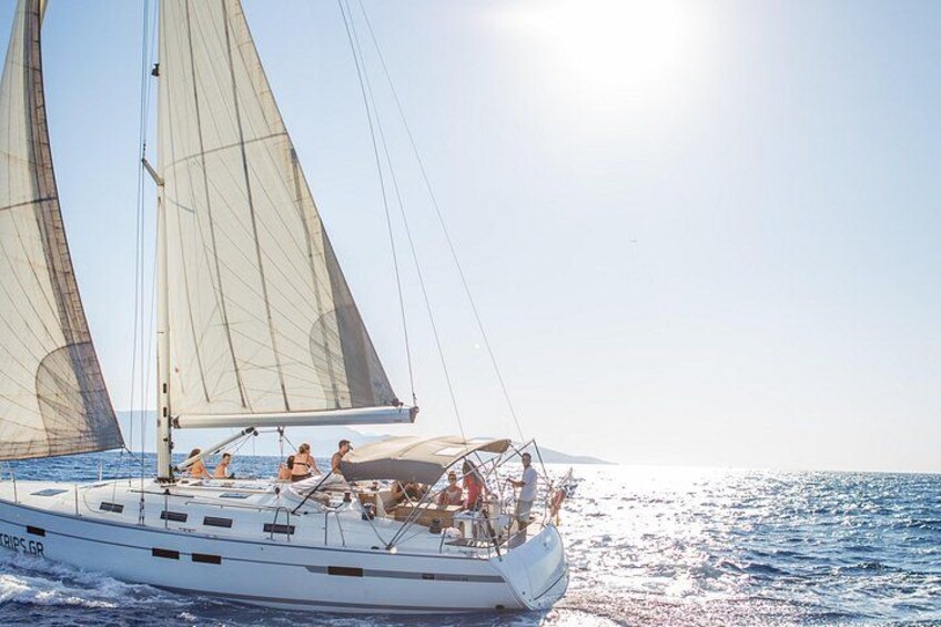 Sailing Trip to Dia with Snorkeling, Dining & Sunset Option 2