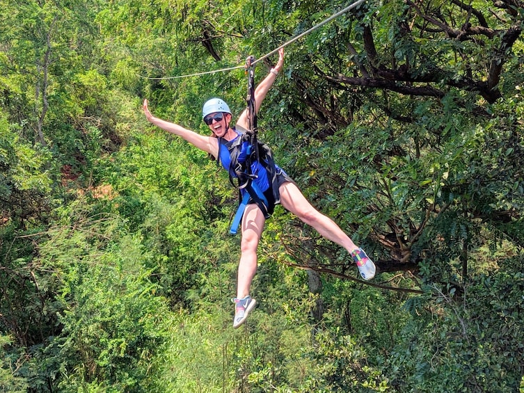 Zipline Adventure at Coral Crater Park 3